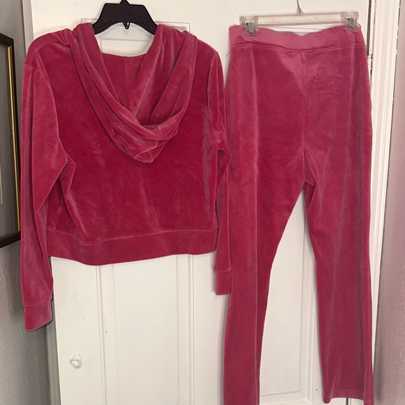 Juicy Couture Pink Velour Track Pants & Zip Hoodie Set - Picture 4 of 4